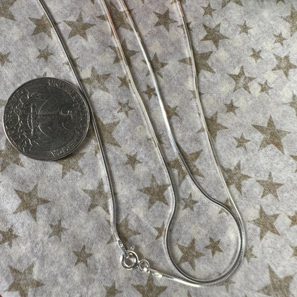 NEW 22" Real Silver (not plated) 1mm Square Snake Chain - Picture 4 of 4